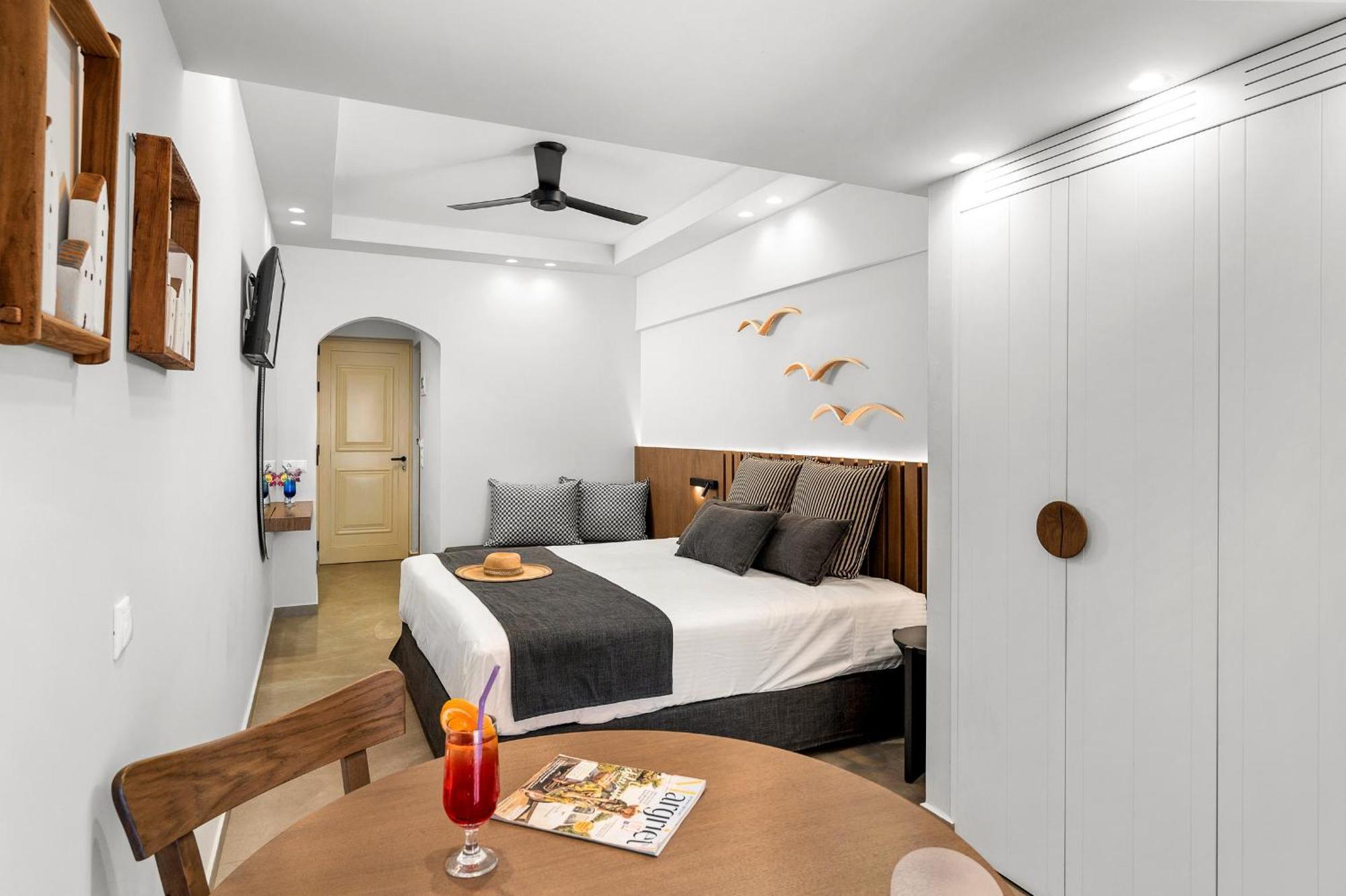 Glaros Hotel Apartment Agia Galini  Exterior photo