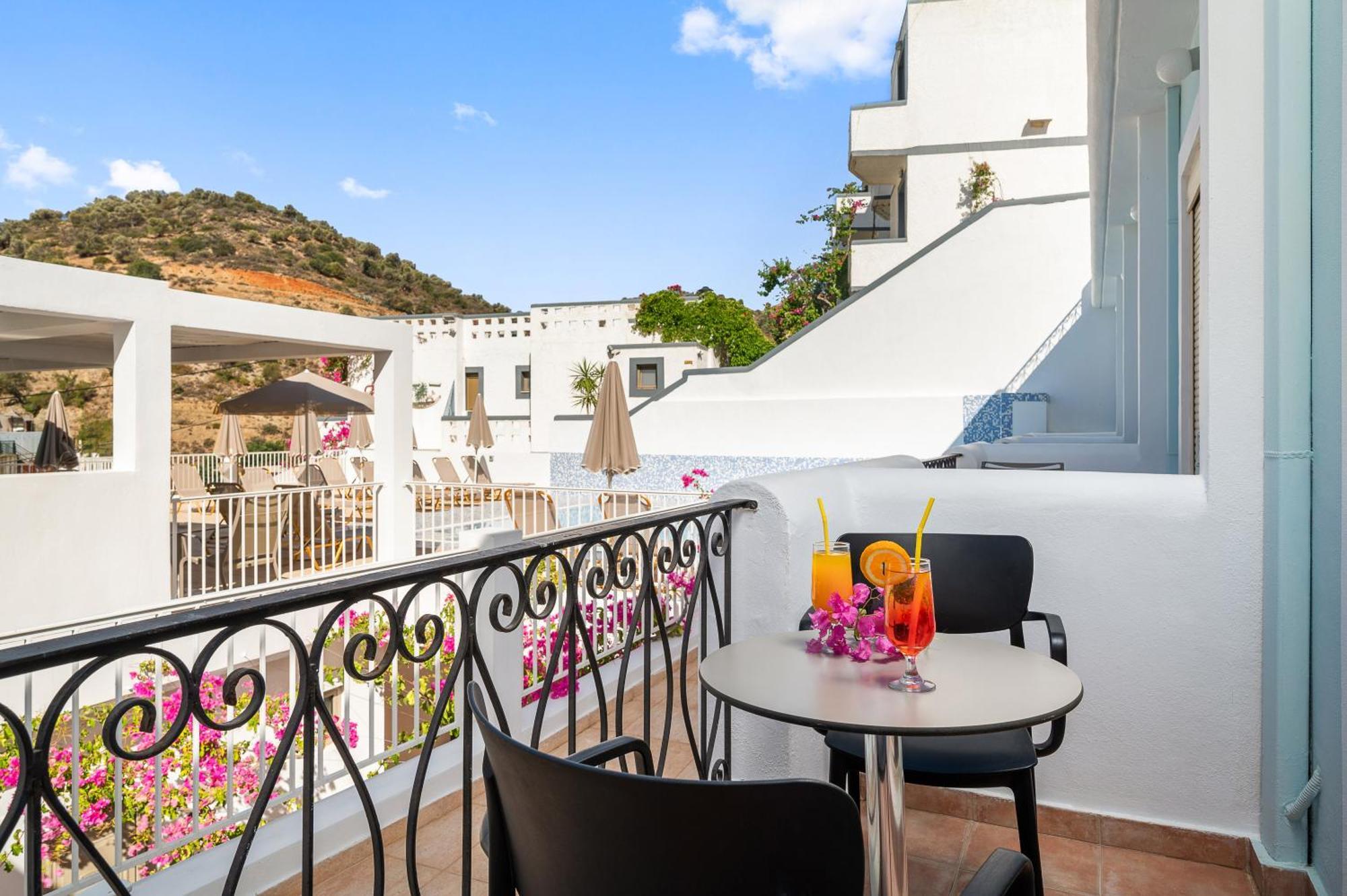 Glaros Hotel Apartment Agia Galini  Exterior photo